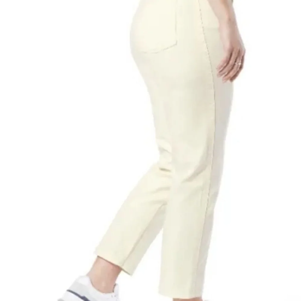 Signature by Levi Strauss Heritage High Rise Straight Leg Cream Jeans 948 - Picture 2 of 5